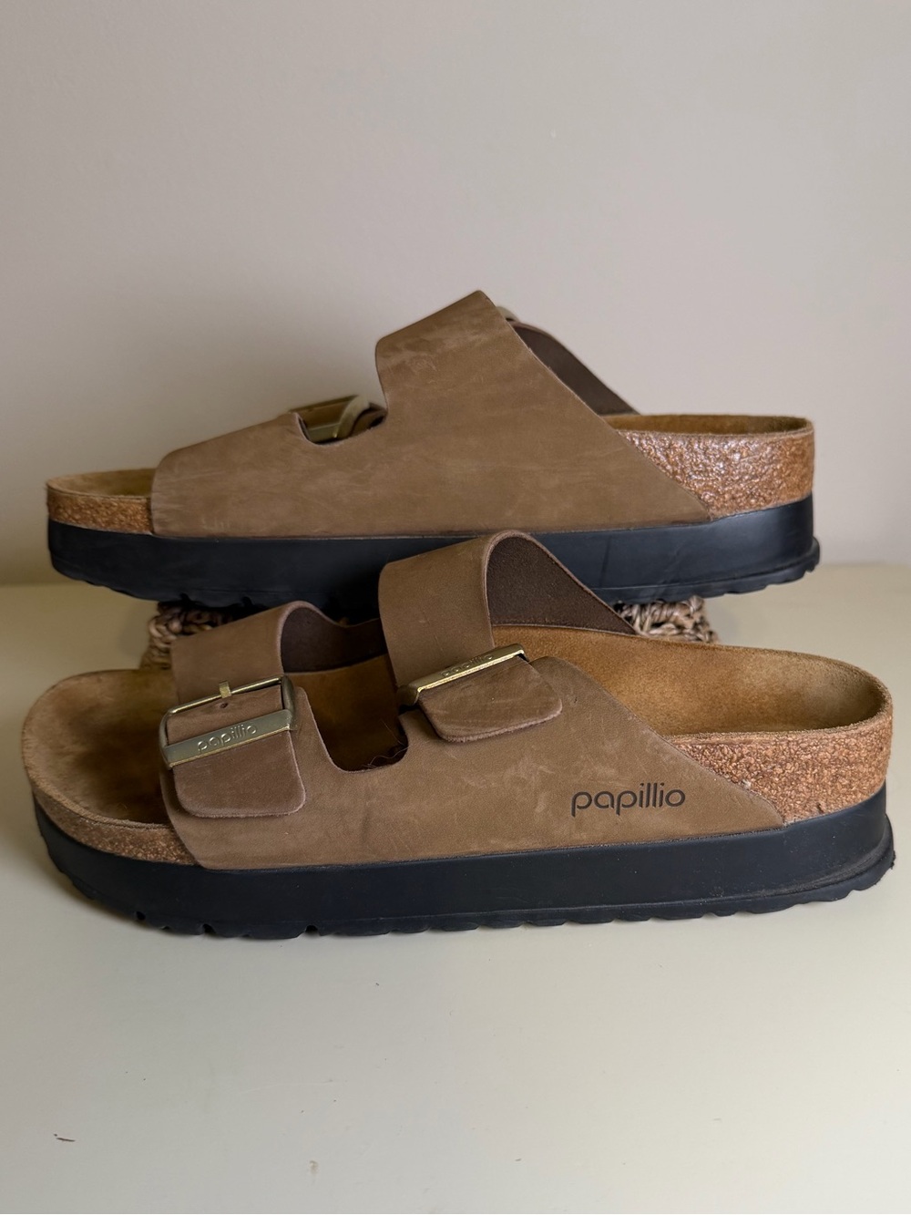 Papillio Birkenstock Arizona Platform Cocoa Brown Nubuck Sandals Sz 39 / W8 - Picture 2 of 3
